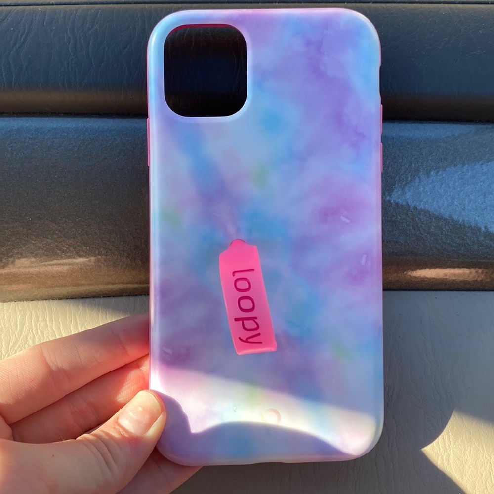 Loopy phone case